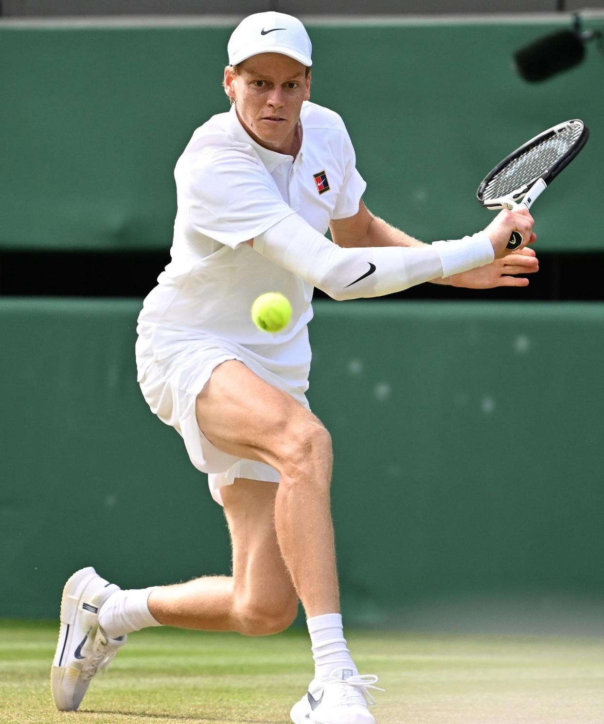 美网险胜澳网，辛纳状态火热