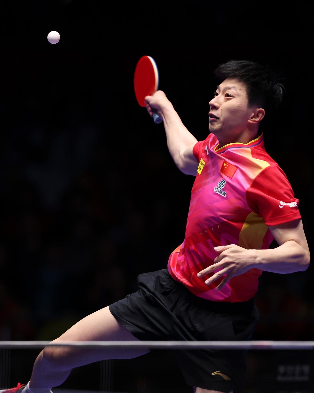 法国队力克英格兰队,马龙关键制胜 法国队力克英格兰队,马龙关键制胜